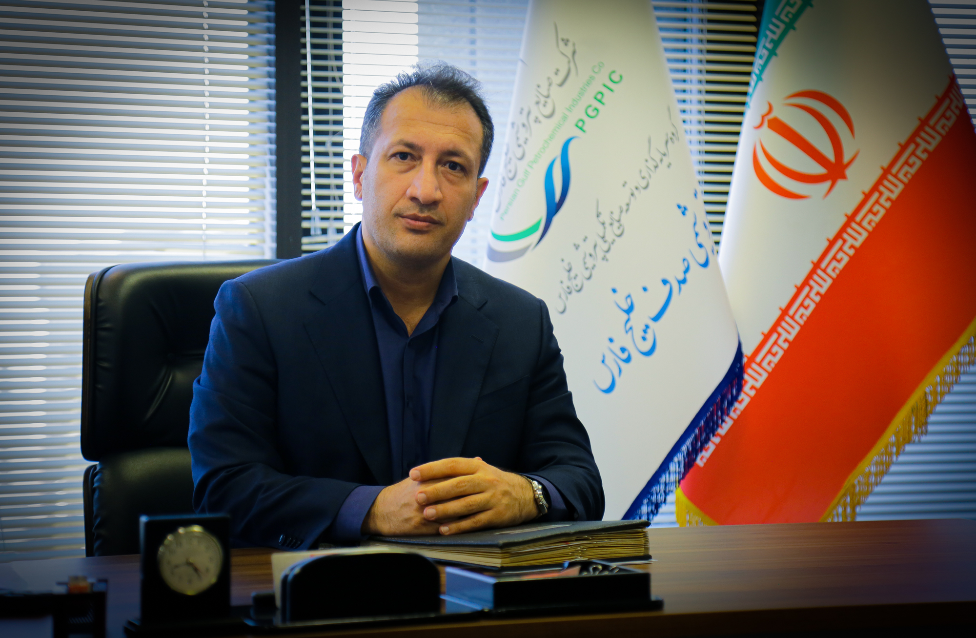 وحید نام نیک